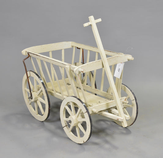 White Euro Dog Cart 36x18x33h