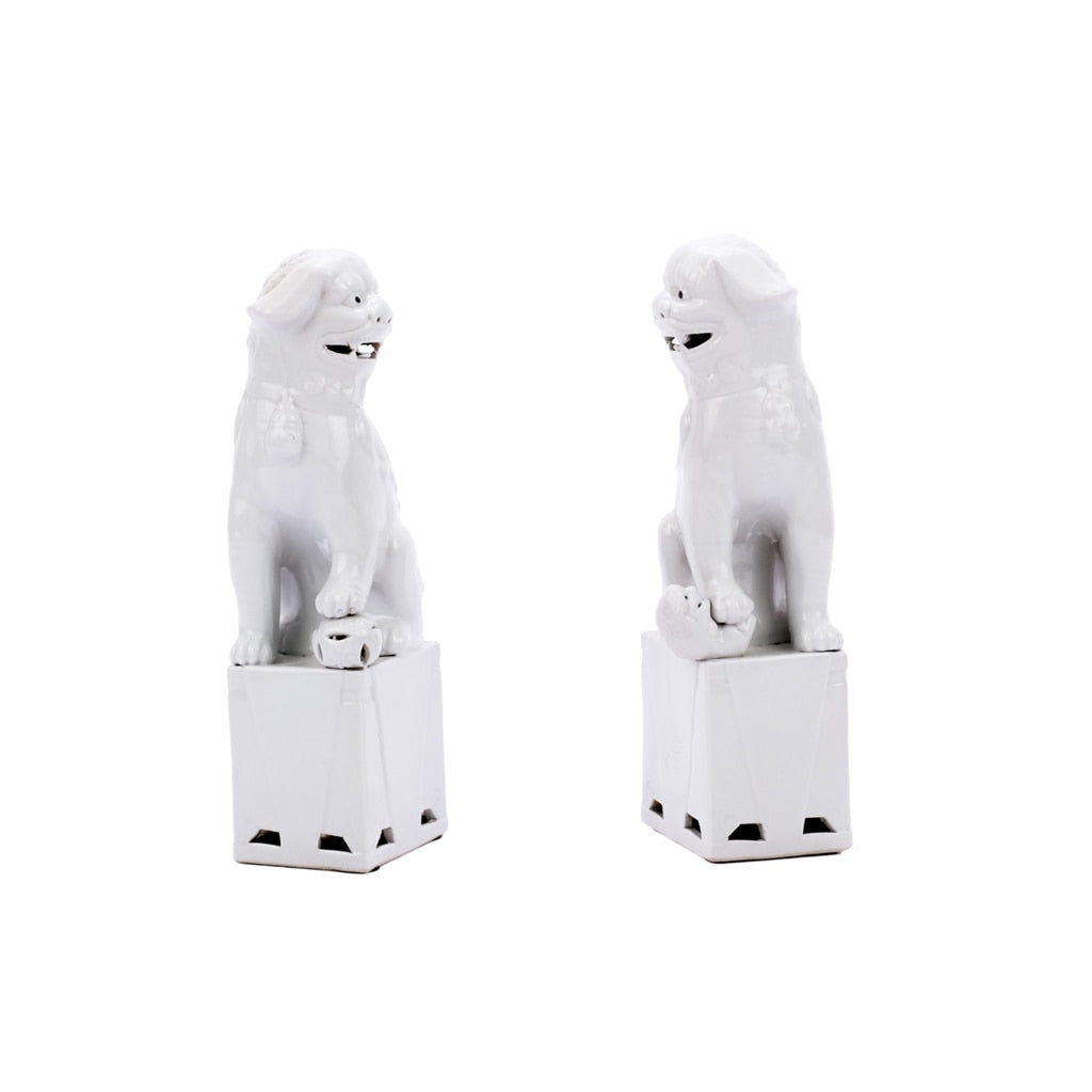 Sitting Foo Dog PAIR White LG 15"