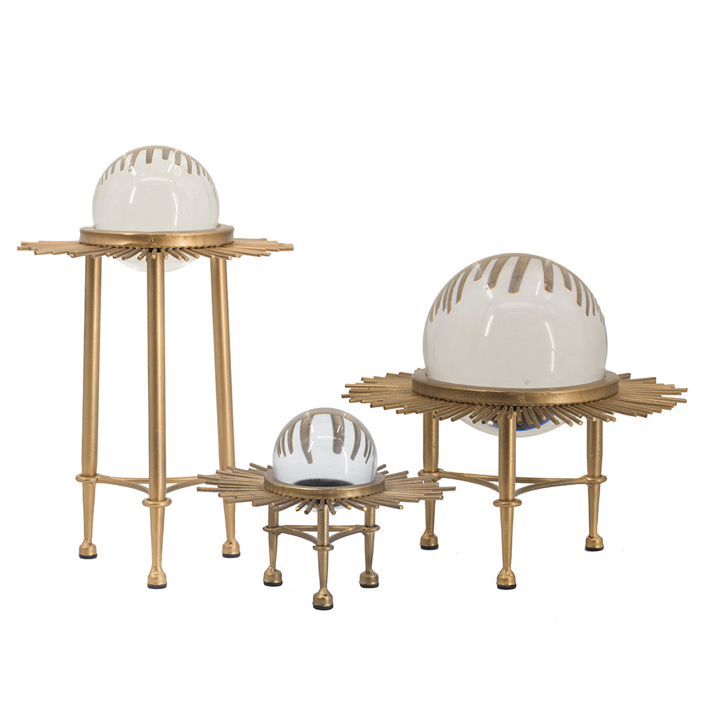 SET/3 Crystal Balls on Stands