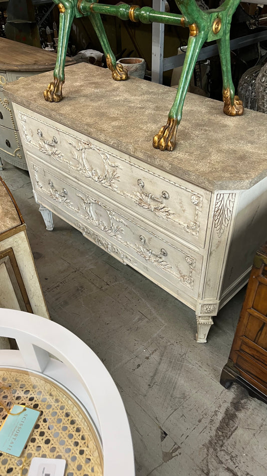 Painted Laurel Chest 50x20x32h